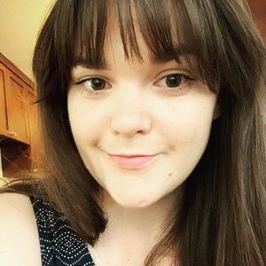 Meet your Posher, Emilie